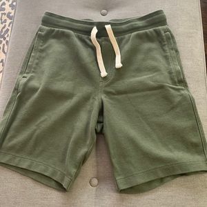 Mens cotton shorts. Like new!  size medium